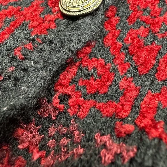 Vintage Vest 1990s Chenille Knit Black Red Button Up Scalloped Edges Small Korea - Picture 8 of 9